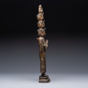 A large Tibetan copper alloy Avalokiteshvara, 17/18th C. — 照片 4