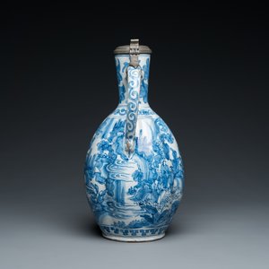 A large twisted Dutch Delft blue and white pewter-mounted ewer, 17th C. — 照片 3