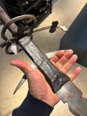 A large two-handed 'Flamberge' sword, Germany, 2nd half 16th C. — 照片 19