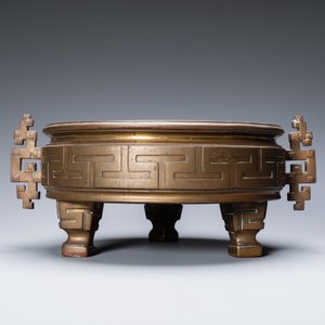 A large Vietnamese bronze censer on stand, 19/20th C. — 照片 4