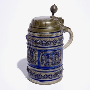 A large Westerwald stein with pewter lid decorated with views of Cologne, 17th C. — photo 1