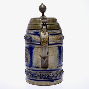 A large Westerwald stein with pewter lid decorated with views of Cologne, 17th C. — photo 3