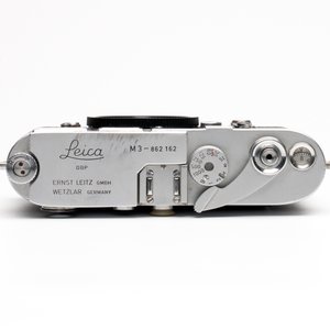 A Leica M3 Double Stroke with goggled Summaron 35 mm F3.5 lens — foto 8