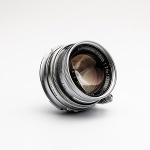 A Leica Summicron 50 mm F2 LTM lens with adapter to Leica M and two Leica filters — 照片 2
