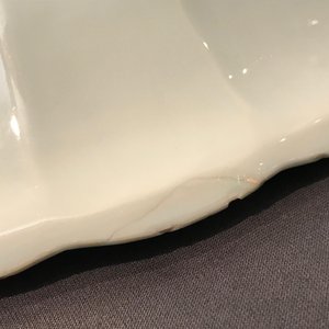 A lobed Chinese famille verte dish with a tiger, Kangxi — photo 6