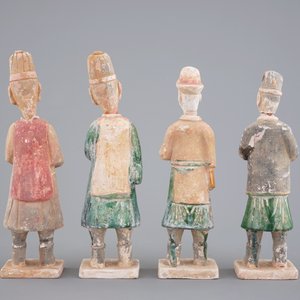 A lot of 4 Chinese pottery funerary figures, Ming Dynasty — foto 3