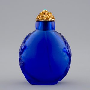 A lot of 4 Chinese snuff bottles in glass and jade, 18/20th C. — 照片 2