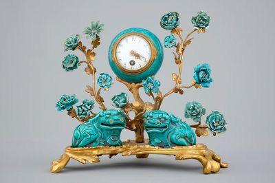 A Louis XV style ormolu-mounted clock with Samson porcelain group, 19th C.