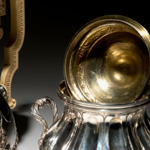 A Louis XVI silver coffeepot and milk jug with ivory handles and a sugar pot, marked for J. Roelandts, Ghent, 1779 — photo 7