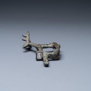 A Luristan bronze deer pin, Iran, 1st millenium BC — 照片 3