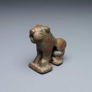 A Luristan bronze lion, Iran, 1st millenium BC — 照片 1
