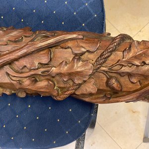 A mahogany boat mast with oak scrolls, France or Italy, 18th C. — 照片 21