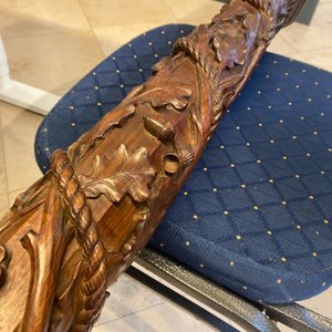 A mahogany boat mast with oak scrolls, France or Italy, 18th C. — 照片 55