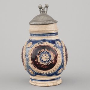 A manganese and blue Westerwald pewter-mounted globular jug, 17th C. — photo 5