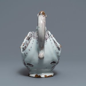 A manganese Dutch Delft part service with a sauce boat on stand, a dish and six plates, 18th C. — 照片 10