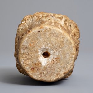 A marble fragment of a capital, Spain or Italy, 16/17th C. — photo 7