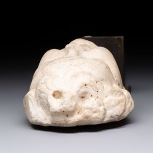 A marble 'putto head' fountain spout, France or Italy, 19th C. or earlier — 照片 6