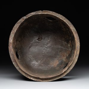 A massive Chinese archaistic bronze 'elephant' censer and cover, Ming — photo 9