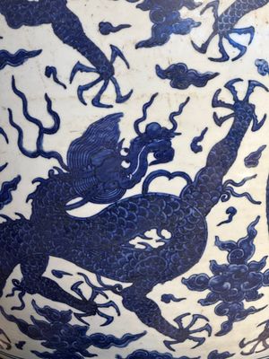 A massive Chinese blue and white 'dragon' fish bowl, Jiajing mark, 20th C. — photo 16