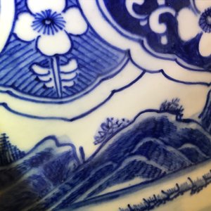 A massive Chinese blue and white fish bowl, 19th C. — photo 14