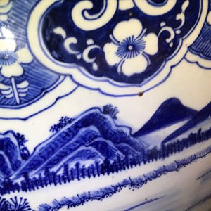 A massive Chinese blue and white fish bowl, 19th C. — photo 18