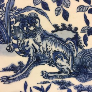 A massive Chinese blue and white kraak porcelain dish with a lion, Ming, Wanli — 照片 5