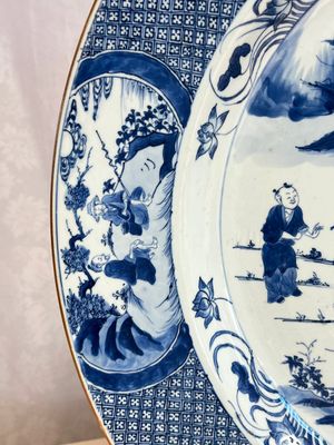 A massive Chinese blue and white 'Music-Making Scholars' dish, Yongzheng — photo 3