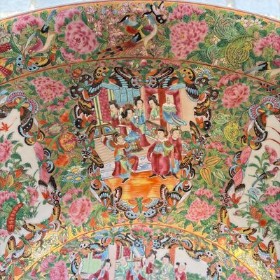 A massive Chinese Canton export famille rose punch bowl with narrative design — photo 2