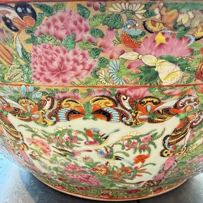 A massive Chinese Canton export famille rose punch bowl with narrative design — photo 17