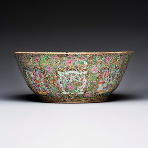 A massive Chinese Canton export famille rose punch bowl with narrative design — photo 5