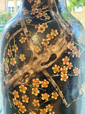 A massive Chinese famille noire 'prunus blossoms' vase, Kangxi mark, 19th C. — photo 13