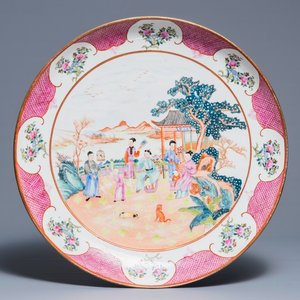 A massive Chinese famille rose 'mandarin' charger, Xuantong mark, 20th C. — 照片 1