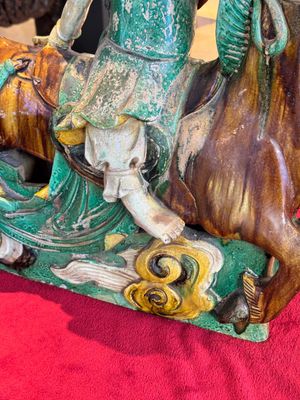 A massive Chinese sancai-glazed roof tile in shape of a horse rider, Ming — photo 12