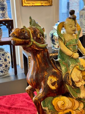 A massive Chinese sancai-glazed roof tile in shape of a horse rider, Ming — photo 5