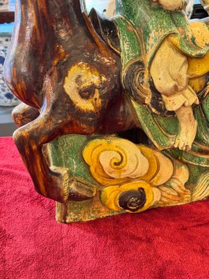 A massive Chinese sancai-glazed roof tile in shape of a horse rider, Ming — photo 6