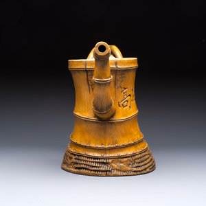A massive Chinese Yixing stoneware 'bamboo' teapot, signed Wei Guojun 魏國軍, 20th C. — photo 5