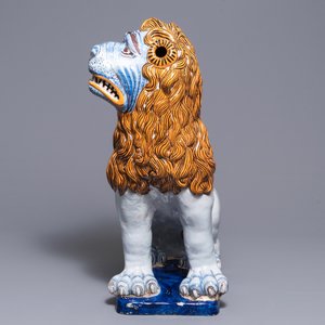 A massive French faience model of a lion, Rouen, 19th C — 照片 5