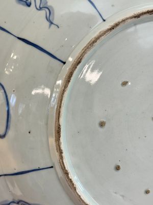 A massive Japanese Arita blue and white 'fisherman' dish, Edo, 17th C. — 照片 10