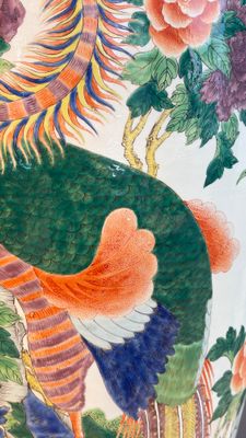 A massive pair of Chinese famille verte 'Phoenixes and Birds' vases — photo 5