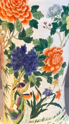 A massive pair of Chinese famille verte 'Phoenixes and Birds' vases — photo 11