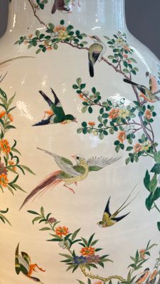 A massive pair of Chinese famille verte 'Phoenixes and Birds' vases — photo 16