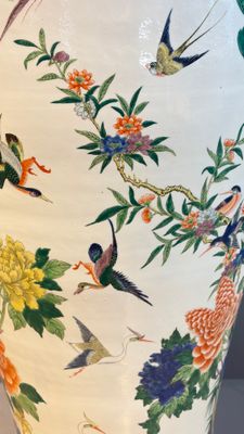 A massive pair of Chinese famille verte 'Phoenixes and Birds' vases — photo 17