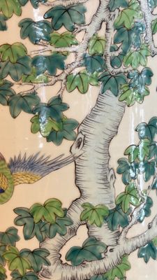 A massive pair of Chinese famille verte 'Phoenixes and Birds' vases — photo 29