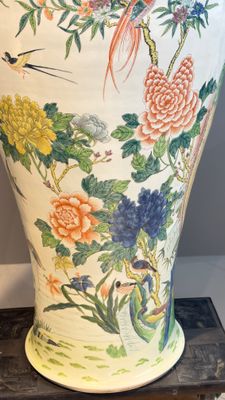 A massive pair of Chinese famille verte 'Phoenixes and Birds' vases — photo 47