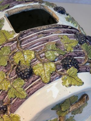 A massive polychrome Brussels faience 'Bacchus on a Barrel' fountain, 18th C. — photo 21