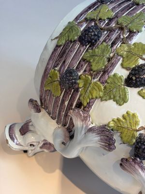 A massive polychrome Brussels faience 'Bacchus on a Barrel' fountain, 18th C. — photo 24