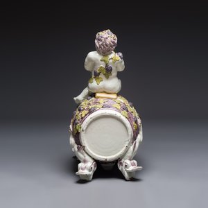 A massive polychrome Brussels faience 'Bacchus on a Barrel' fountain, 18th C. — photo 4