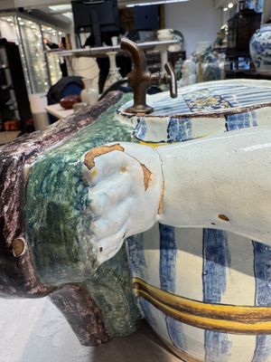 A massive polychrome French faience 'Bacchus' table fountain, Rouen, 18th C. — photo 18