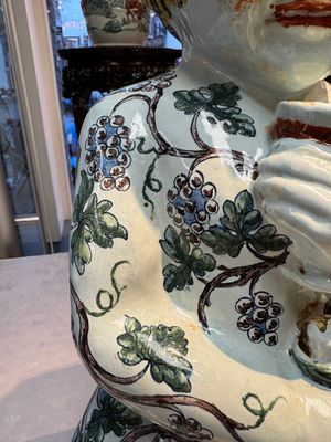 A massive polychrome French faience 'Bacchus' table fountain, Rouen, 18th C. — photo 6