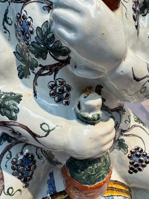 A massive polychrome French faience 'Bacchus' table fountain, Rouen, 18th C. — photo 9